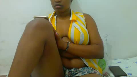 Snapshot of notoy1 chatting on October 5, 9:02 pm notoy1 online show from October 5, 9:02 pm