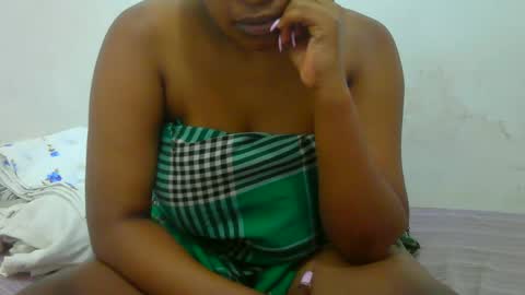 Snapshot of notoy1 chatting on October 22, 2:56 am notoy1 online show from October 22, 2:56 am