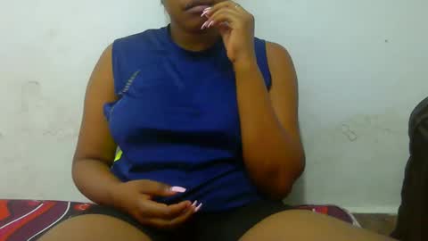 Snapshot of notoy1 chatting on October 25, 8:33 am notoy1 online show from October 25, 8:33 am