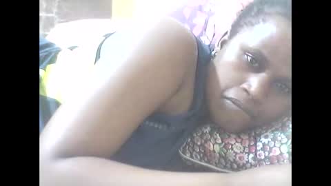 Snapshot of notoy1 chatting on October 26, 11:05 am notoy1 online show from October 26, 11:05 am