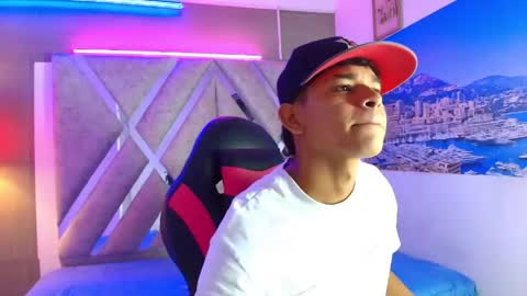 Snapshot of nova_mitchell chatting on June 4, 12:33 pm NOVA online show from June 4, 12:33 pm