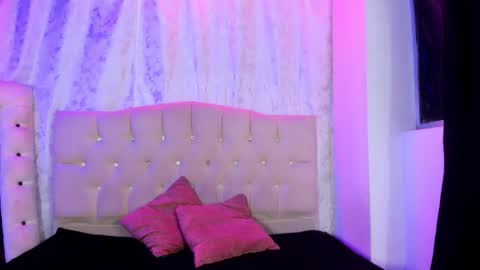 Snapshot of nova_sex1 chatting on November 26, 2:01 am nova online show from November 26, 2:01 am