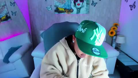 Snapshot of nova_sex1 chatting on November 30, 8:51 am nova online show from November 30, 8:51 am