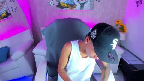 Snapshot of nova_sex1 chatting on January 7, 9:39 pm nova online show from January 7, 9:39 pm