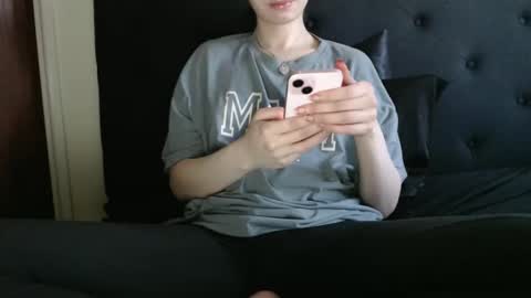 Olivia online show from April 28, 7:30 pm