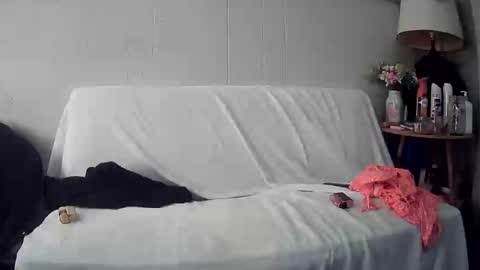 Snapshot of novanautiesxxx chatting on April 25, 12:35 am LucidXotix online show from April 25, 12:35 am