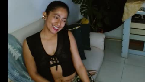 novaperotti online show from December 4, 2:32 am