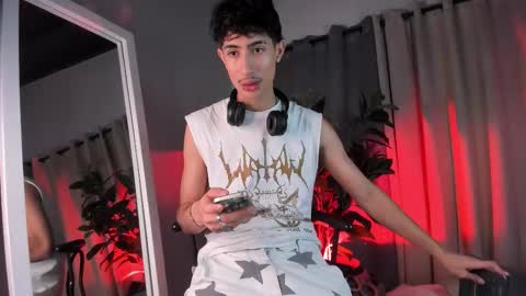 Nova online show from October 13, 8:31 pm