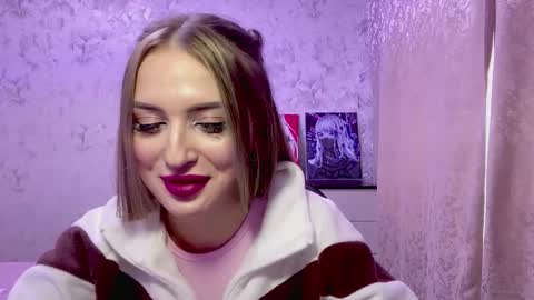 Snapshot of novellaakmal chatting on February 14, 1:08 pm Lea online show from February 14, 1:08 pm