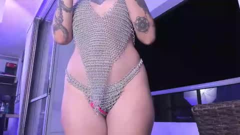 Snapshot of noxarcanee chatting on March 10, 7:42 am Goth Darling online show from March 10, 7:42 am
