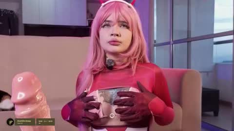 Snapshot of noxarcanee chatting on November 14, 10:40 pm Goth Darling online show from November 14, 10:40 pm