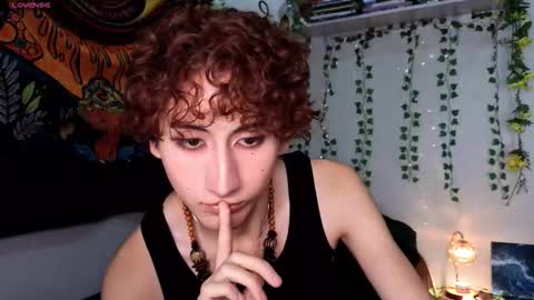 Snapshot of noynxz chatting on March 12, 5:46 am maxie online show from March 12, 5:46 am