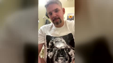 Snapshot of nre321985 chatting on March 12, 3:07 pm nre321985 online show from March 12, 3:07 pm