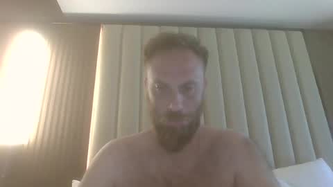 Snapshot of nudistbestfriends chatting on May 21, 10:39 pm nudistbestfriends online show from May 21, 10:39 pm