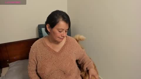 Snapshot of nuit_rose chatting on February 8, 2:15 am nuit_rose online show from February 8, 2:15 am