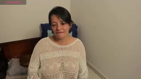 Snapshot of nuit_rose chatting on February 14, 5:19 am nuit_rose online show from February 14, 5:19 am