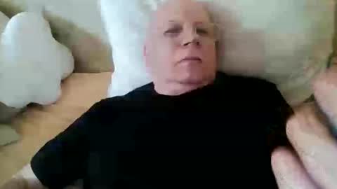 nukiss online show from November 24, 10:26 am