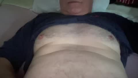 nukiss online show from November 25, 1:11 pm