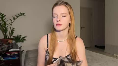 nura_foxx online show from September 16, 12:55 am