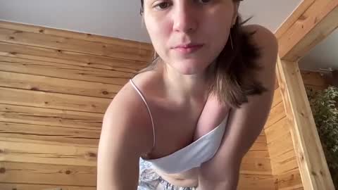 Snapshot of nursedoll chatting on September 25, 2:26 am Ema online show from September 25, 2:26 am