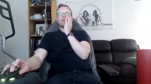 nursefan online show from October 29, 10:06 am