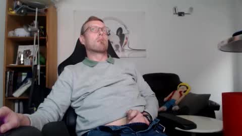 nursefan online show from October 31, 3:46 pm