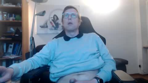 nursefan online show from February 11, 7:08 pm