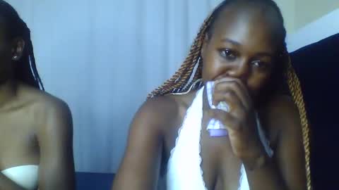 nutgal online show from April 5, 11:57 pm