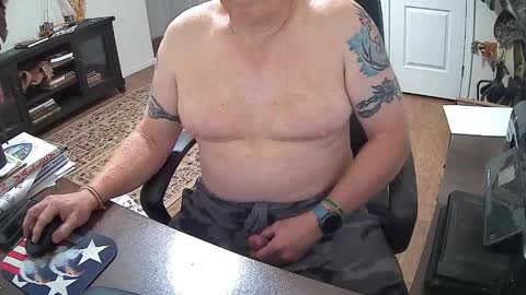 Snapshot of nutriosoriders chatting on February 22, 4:13 am nutriosoriders online show from February 22, 4:13 am