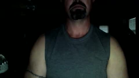 nvrenuff1979 online show from November 26, 12:17 pm