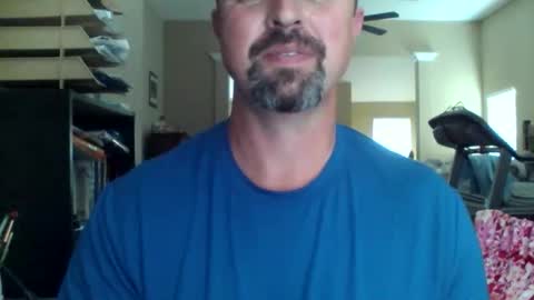 nvrenuff1979 online show from April 29, 6:58 pm