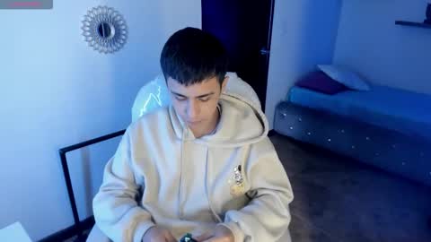 nyko_ds online show from November 26, 3:29 am