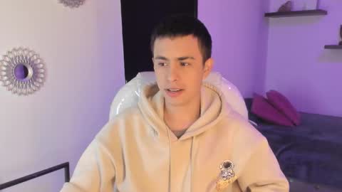 nyko_ds online show from January 12, 4:18 am