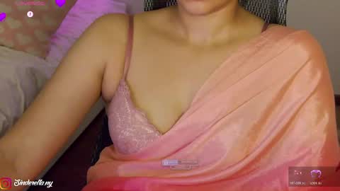 Snapshot of nylaahhh chatting on June 7, 1:32 am Nylaah online show from June 7, 1:32 am