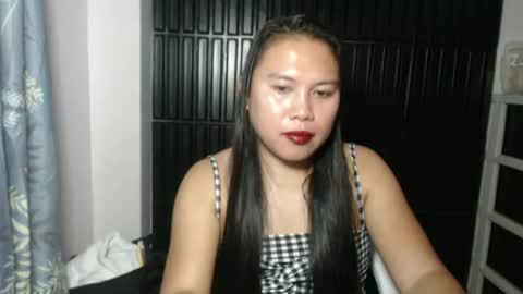 nylecummer online show from June 25, 9:52 pm