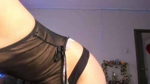 Nymph bliss online show from May 12, 4:20 am
