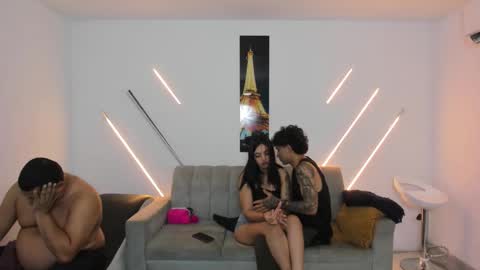 nympho_nathy_sophi online show from February 15, 1:41 pm