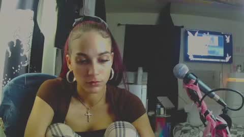 Snapshot of nymphomaticbaby chatting on February 11, 9:25 am nymphomaticbaby online show from February 11, 9:25 am