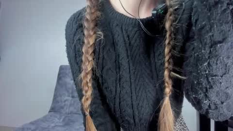 Laura nyu online show from October 29, 8:32 pm