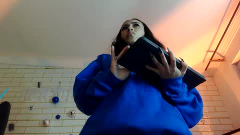 nyx1126 online show from December 18, 11:38 am