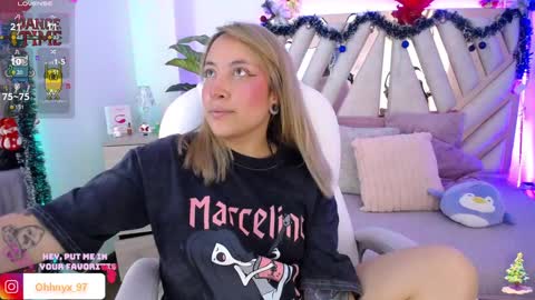 Alex   .    online show from December 16, 6:43 am