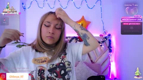 Alex   .    online show from December 19, 10:13 am