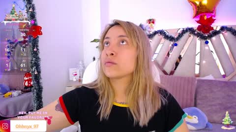 Alex   .    online show from December 24, 3:16 am