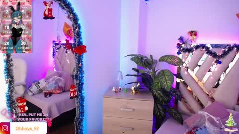 Alex   .    online show from December 30, 10:53 am