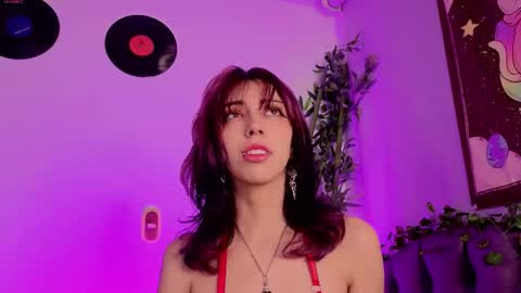 Snapshot of nyx_nayla chatting on January 15, 7:13 am online show from January 15, 7:13 am