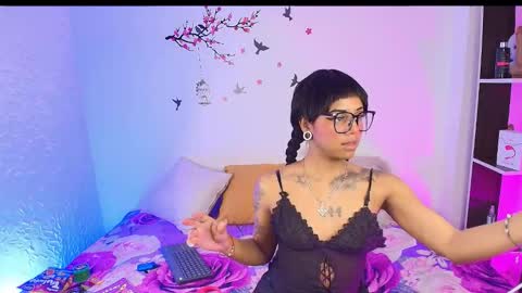 Snapshot of nyxhellsqueen chatting on January 10, 9:41 pm NYXHELLSQUEEN online show from January 10, 9:41 pm