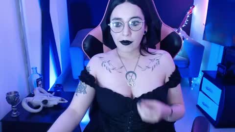 Nyx online show from June 4, 12:00 pm