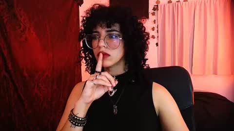 Nyxxei online show from February 2, 11:36 pm