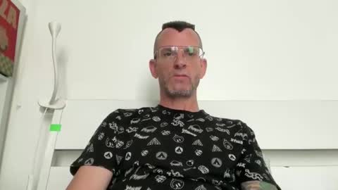 Jonathan Deep online show from April 20, 8:39 am