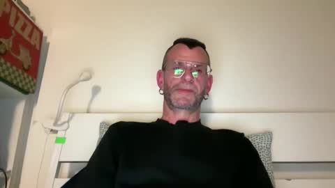 Jonathan Deep online show from May 18, 7:41 pm